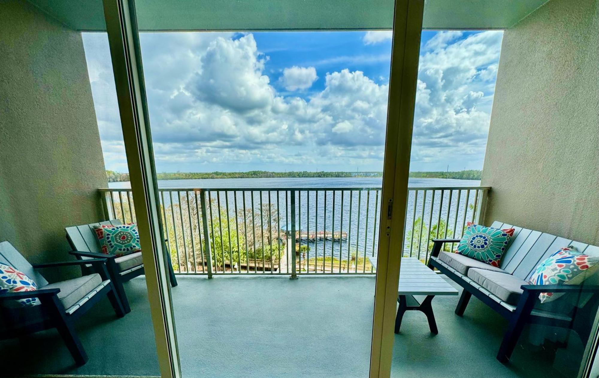 אורלנדו Balcony King Suite - Lake & Pool View מראה חיצוני תמונה
