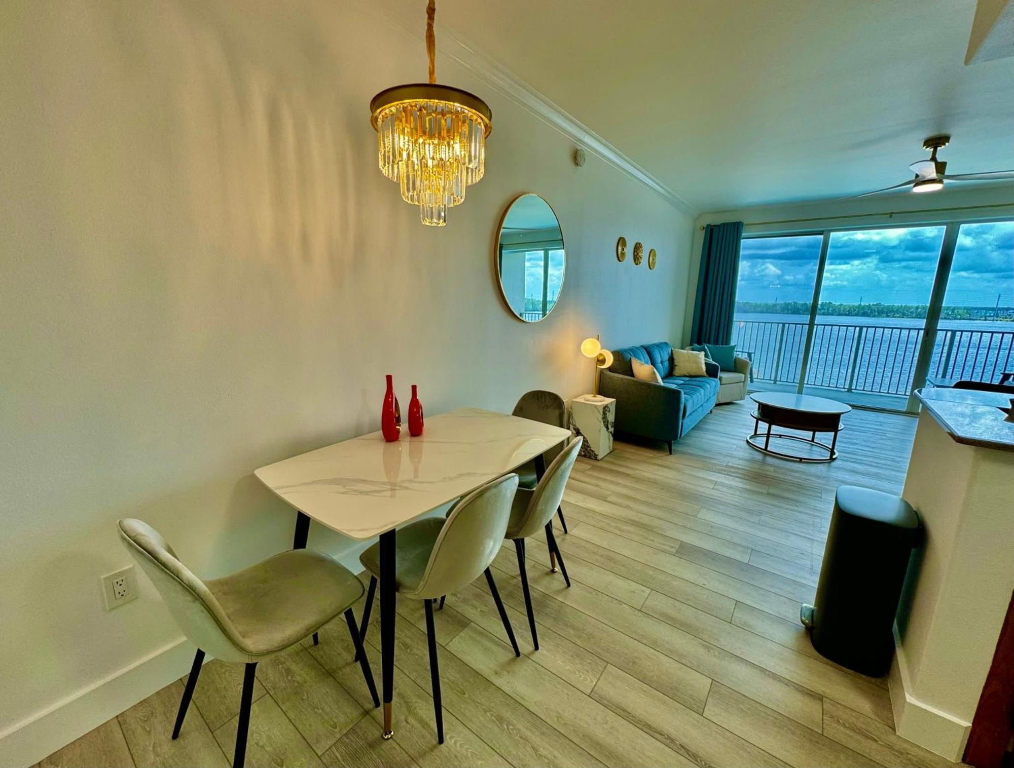 אורלנדו Balcony King Suite - Lake & Pool View מראה חיצוני תמונה